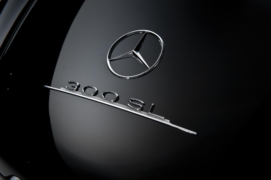  Mercedes-Benz 300 SL Roadster 1960 года  (фото 22 из 60)